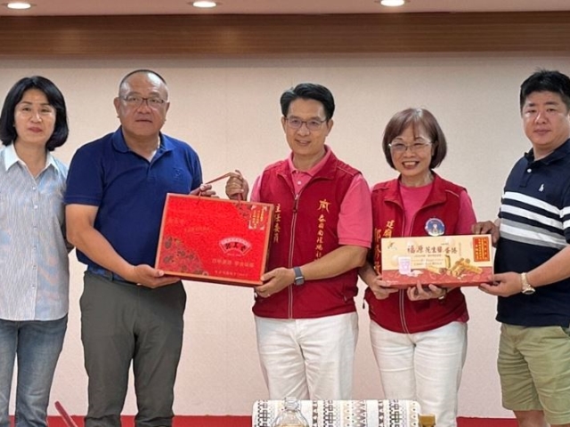 泰國南瑤宮謁祖進香團訪苗　李文斌全程陪同展現跨海信仰情誼